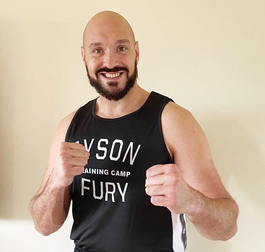 Gypsy King Black & White Training Camp Vest - Tyson Fury Official ...